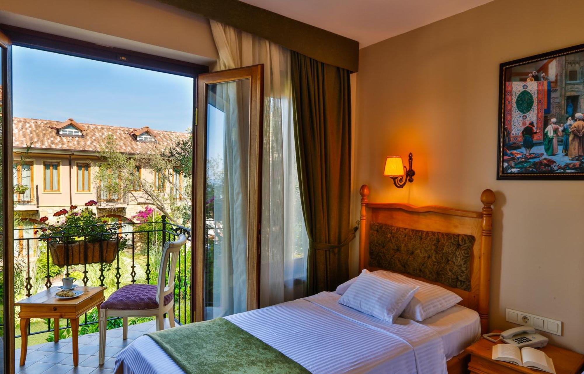 Palace Hotel Olive Odore Küçükkuyu Exteriér fotografie